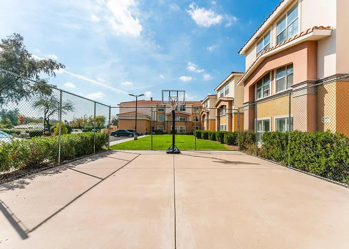 Apartment Metro Promo 1 Bd 1 *