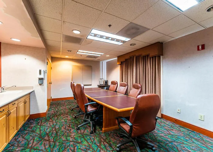 Metro Promo 1 Bd 1 Apartment